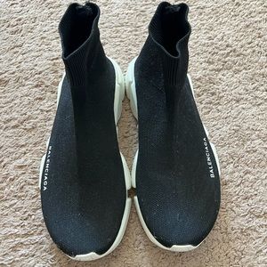 Used Black Sock Sneakers 7US